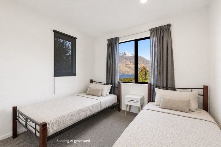 Photo of property in Arno Apartment, 10/8 Mckerrow Place, Sunshine Bay, Queenstown, 9300