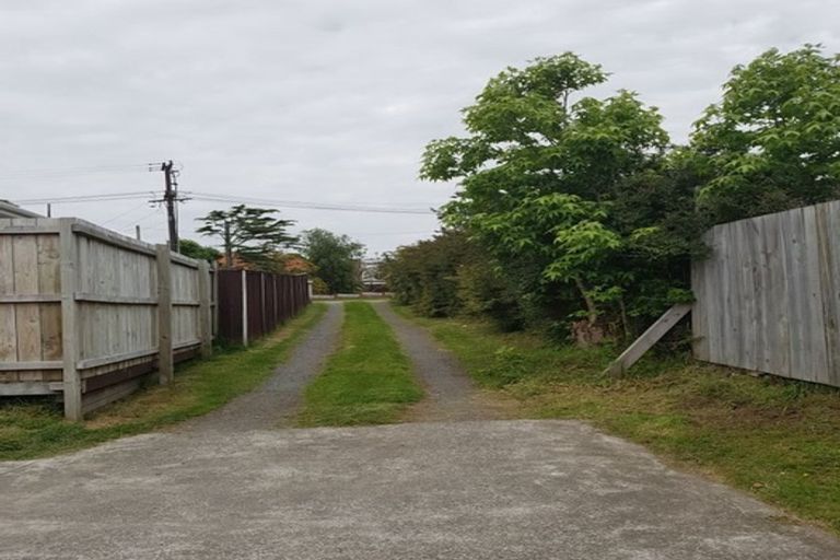 Photo of property in 2/18 Ashlynne Avenue, Papatoetoe, Auckland, 2025