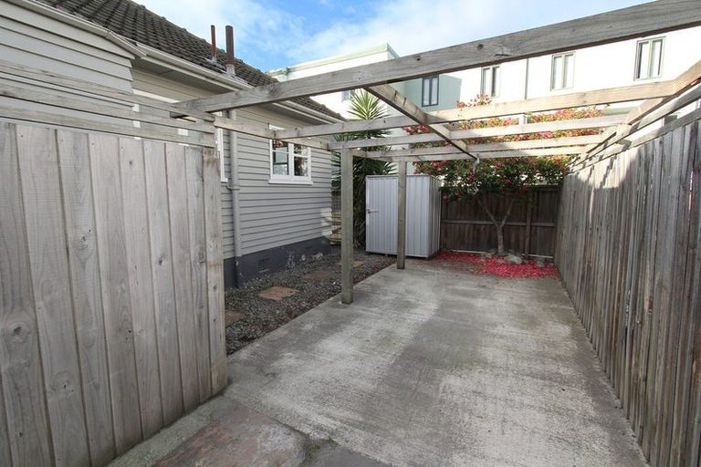 Photo of property in 11 George Street, Riccarton, Christchurch, 8041