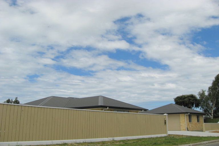 Photo of property in 10 Gladstone Road, Woodend, 7610