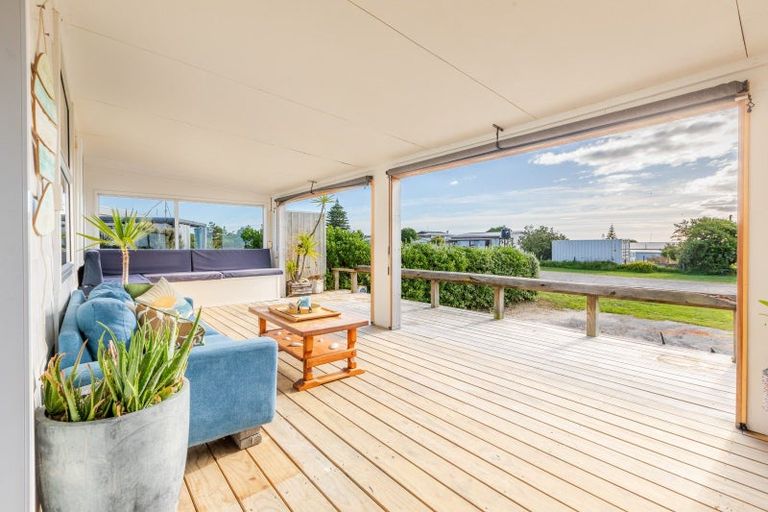 Photo of property in 46 Beach Road, Porangahau, 4293