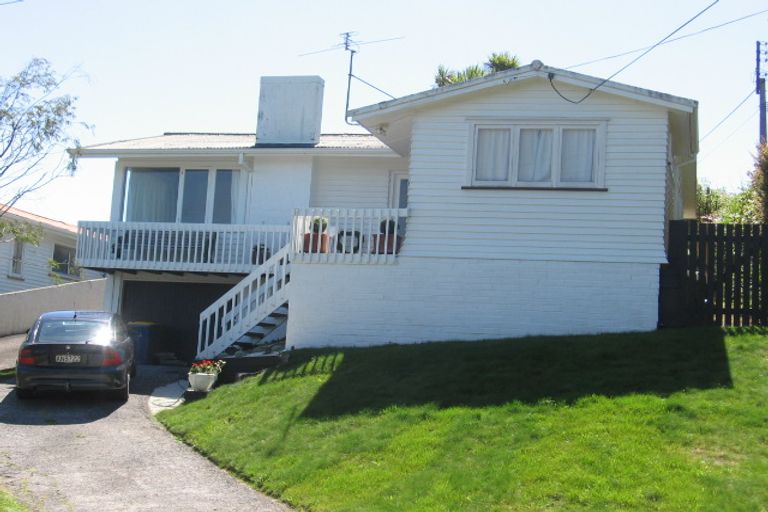 Photo of property in 2/71 Balmain Road, Birkenhead, Auckland, 0626