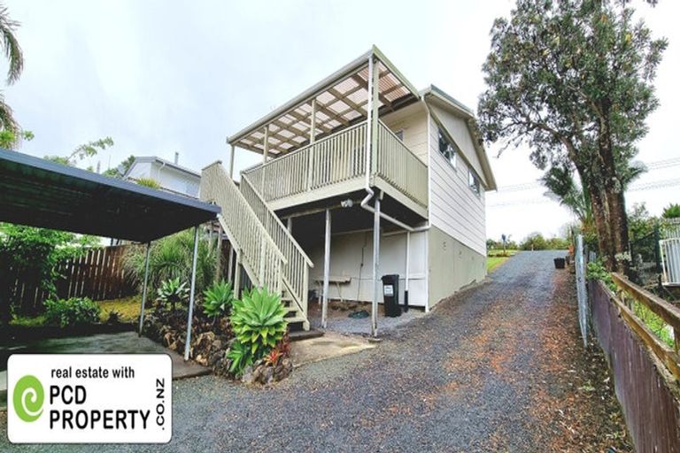 Photo of property in 5 Boundary Road, Hikurangi, 0114
