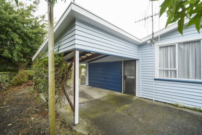 Photo of property in 2 Rira Street, Marton, 4710