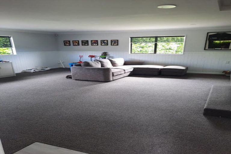 Photo of property in 384 Glenbrook Station Road, Glenbrook, Waiuku, 2681