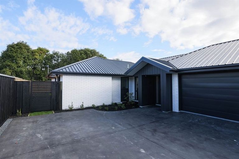 Photo of property in 2/14 Woodhouse Street, Linwood, Christchurch, 8062