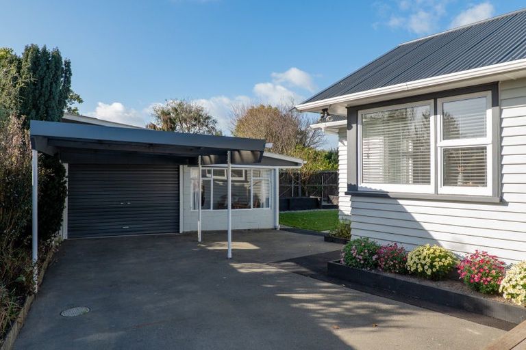 Photo of property in 15 Whitehall Street, Mairehau, Christchurch, 8013