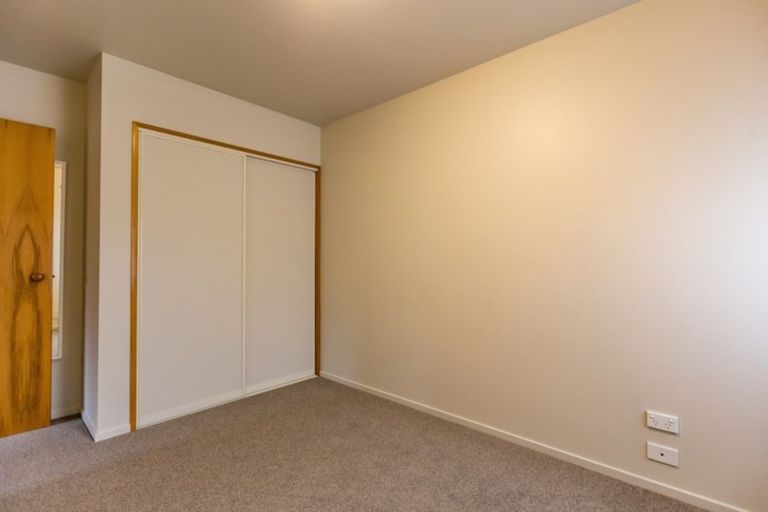 Photo of property in 30 Seymour Street, Hornby, Christchurch, 8042