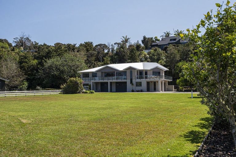 Photo of property in 42 Tongatu Road, Ngunguru, Whangarei, 0173