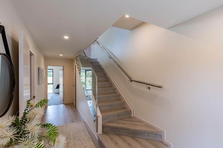Photo of property in 12 Pipi Place, Browns Bay, Auckland, 0630