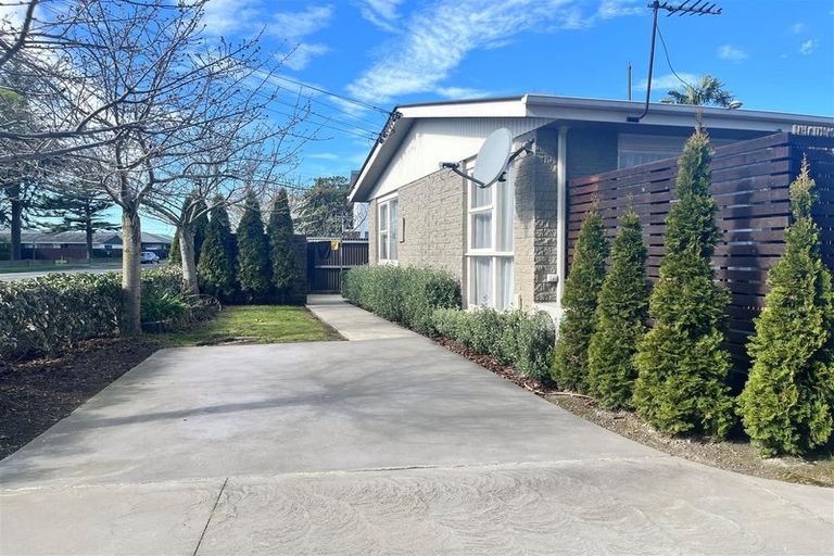 Photo of property in 1/494 Hereford Street, Linwood, Christchurch, 8011
