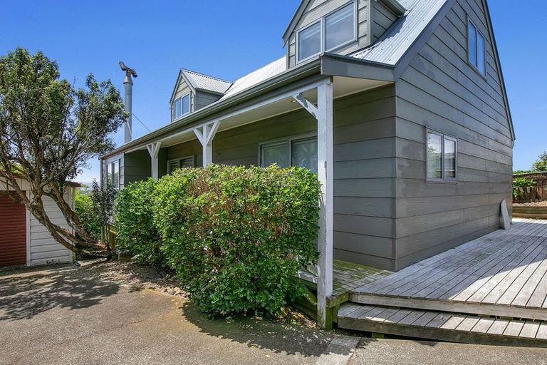 Photo of property in 14 Tikati View, Titahi Bay, Porirua, 5022