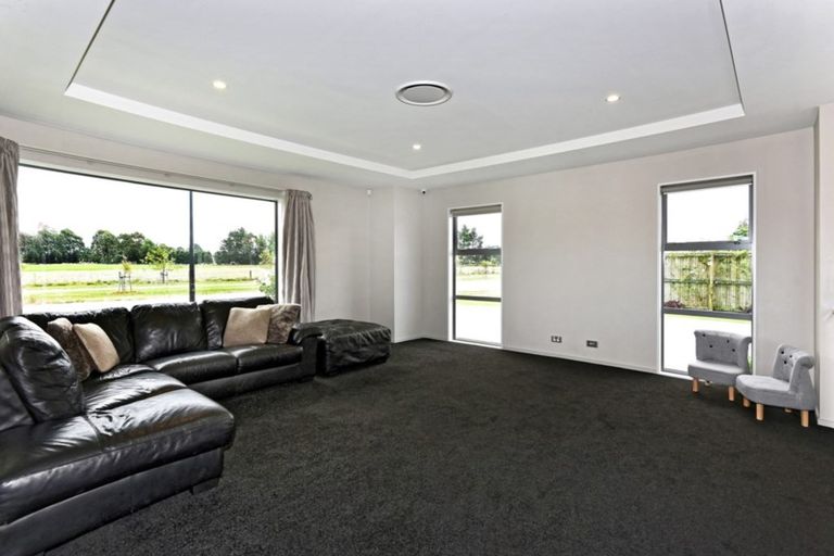 Photo of property in 73 Dynes Road, Rolleston, 7615