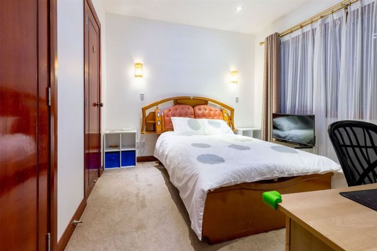 Photo of property in 12 Fairhill Place, Flat Bush, Auckland, 2016