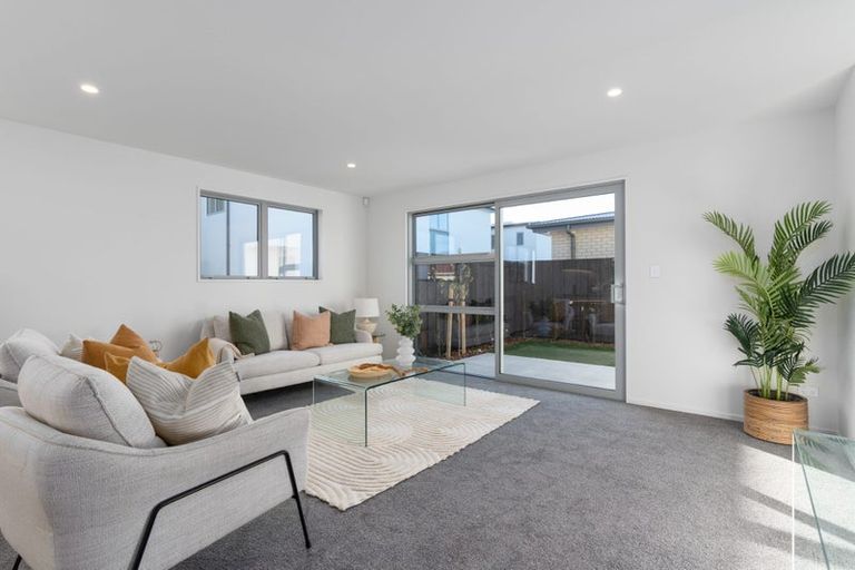 Photo of property in 1/38 Vagues Road, Northcote, Christchurch, 8052