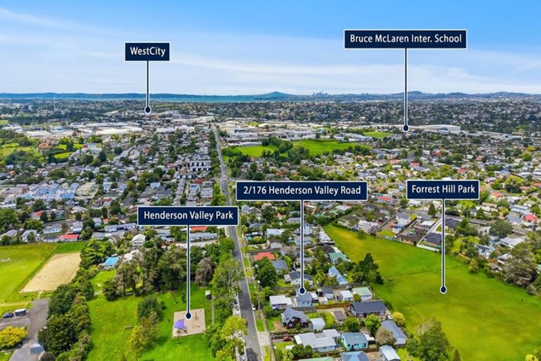Photo of property in 2/176 Henderson Valley Road, Henderson, Auckland, 0612