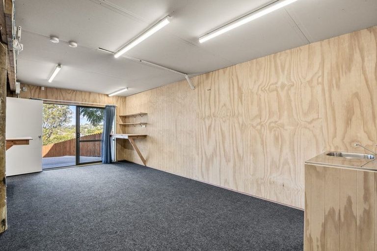 Photo of property in 15 Rosario Crescent, Red Beach, 0932