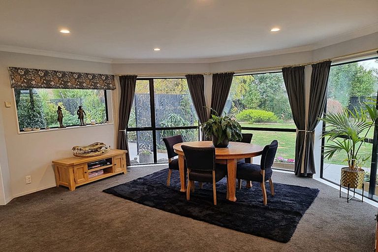 Photo of property in 10 Glastonbury Drive, Burwood, Christchurch, 8083