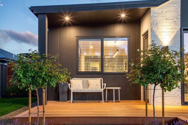 Photo of property in 21 Pollock Street, Alexandra, 9320