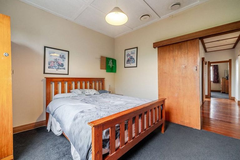 Photo of property in 12 Carthew Street, Feilding, 4702