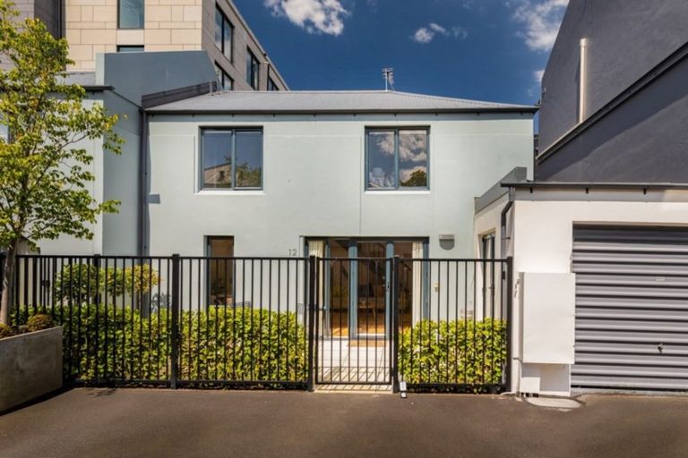 Photo of property in 12/388 Montreal Street, Christchurch Central, Christchurch, 8013