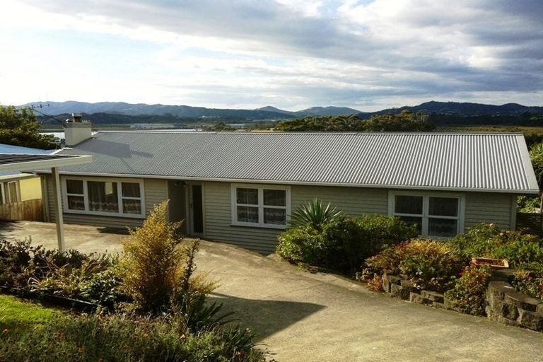 Photo of property in 74 Handforth Street, Onerahi, Whangarei, 0110