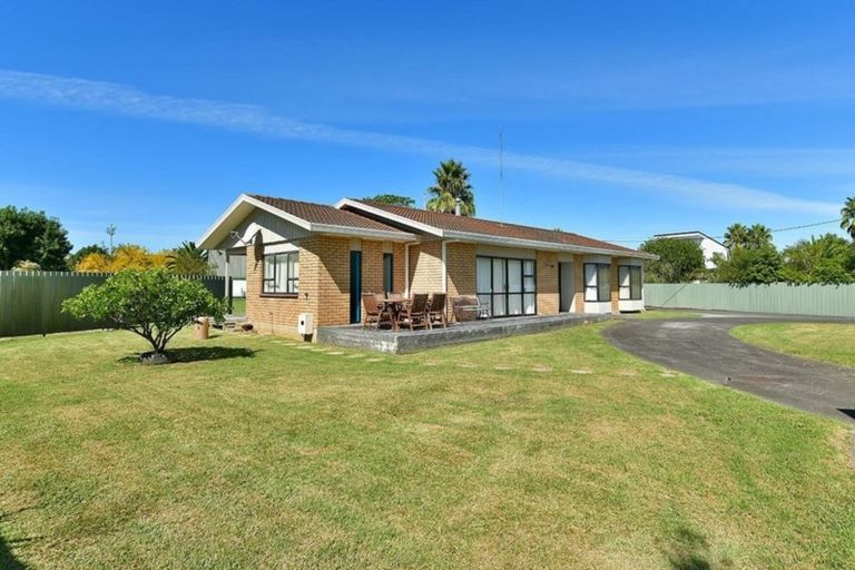 Photo of property in 73 Kauri Road, Stanmore Bay, Whangaparaoa, 0932