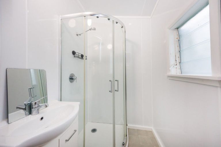 Photo of property in 8 Rolleston Street, Hokowhitu, Palmerston North, 4410