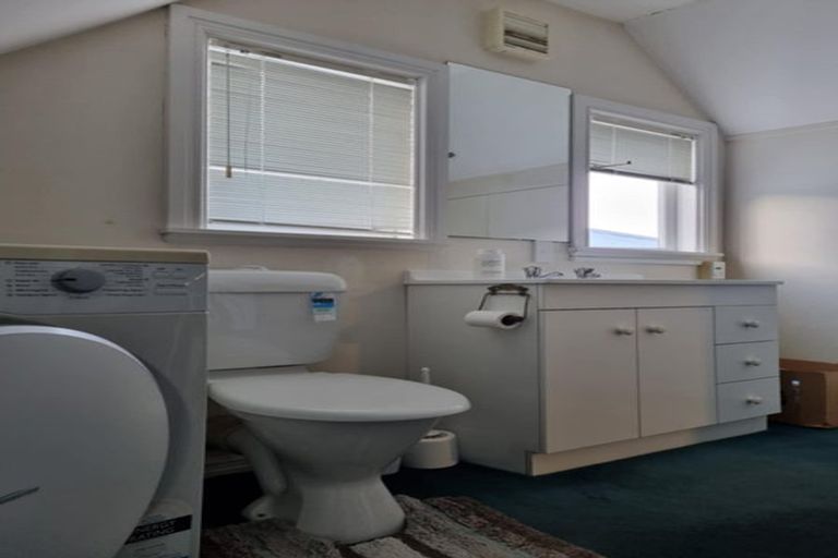 Photo of property in 21 Everton Terrace, Kelburn, Wellington, 6012