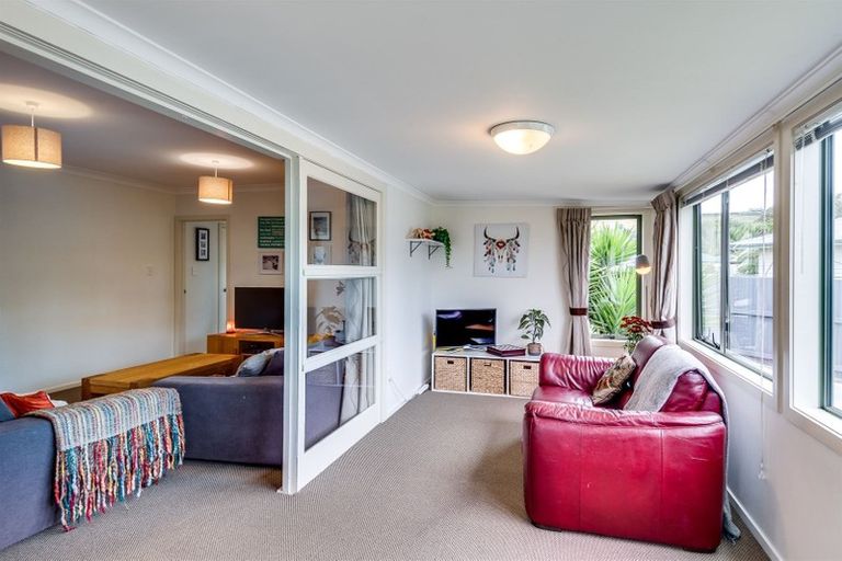 Photo of property in 6 O'dowd Road, Taradale, Napier, 4112