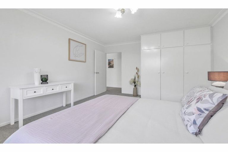 Photo of property in Carmichael Courts, 12/14 Wharenui Road, Upper Riccarton, Christchurch, 8041