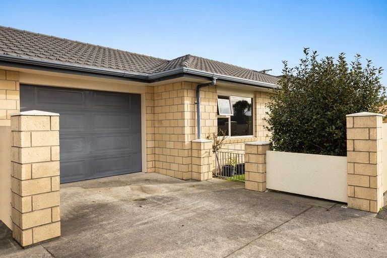 Photo of property in 46 Wilson Street, Hawera, 4610