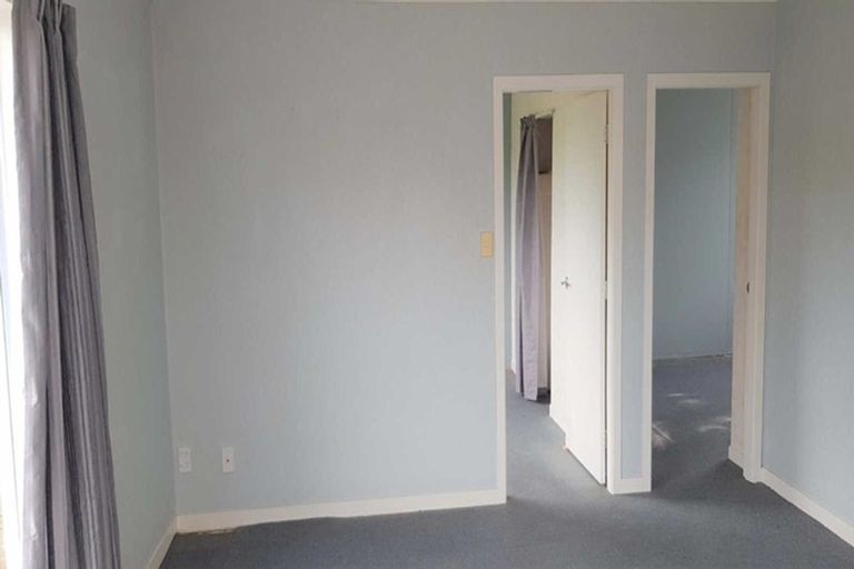 Photo of property in 15a Naumai Place, Spotswood, New Plymouth, 4310