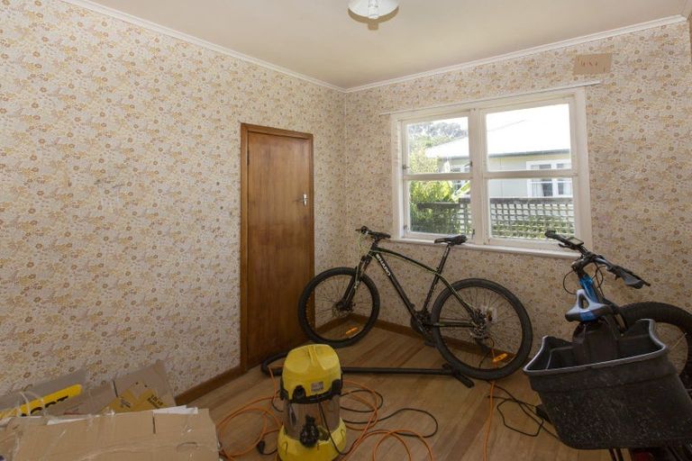 Photo of property in 32 Ripiro Drive, Baylys Beach, Dargaville, 0377