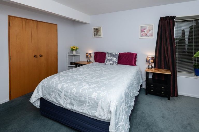 Photo of property in 18b Oak Grove, Ashburton, 7700