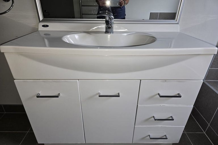 Photo of property in 64 Popokatea Drive, Takanini, 2112