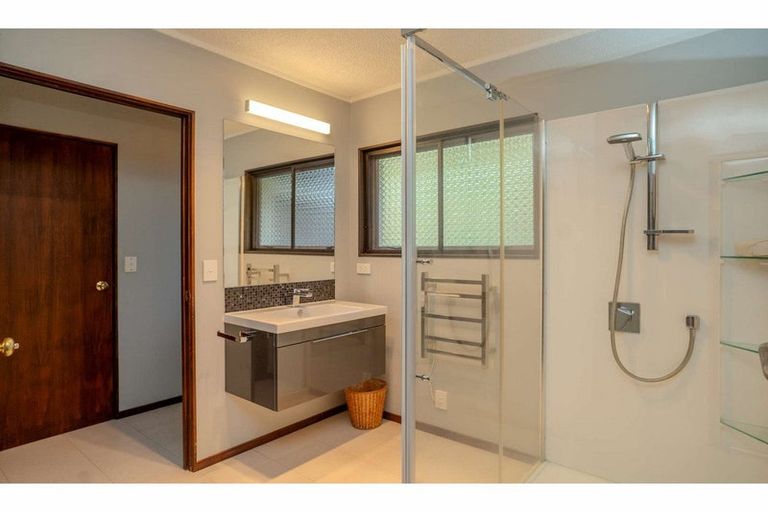 Photo of property in 7 The Lookout, Kerikeri, 0230