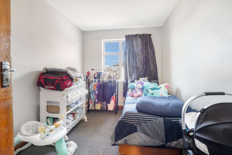 Photo of property in 70 Mcmurdo Street, Tinwald, Ashburton, 7700