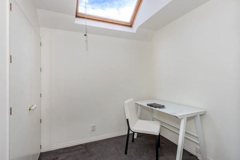 Photo of property in 135 Fendalton Road, Fendalton, Christchurch, 8052