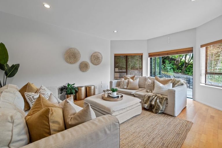 Photo of property in 127 Onetaunga Road, Chatswood, Auckland, 0626