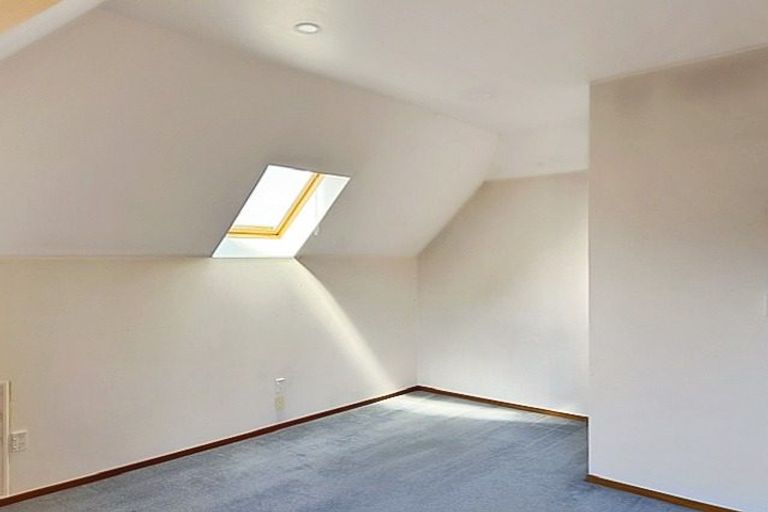 Photo of property in 10a Nikau Place, Riccarton, Christchurch, 8011