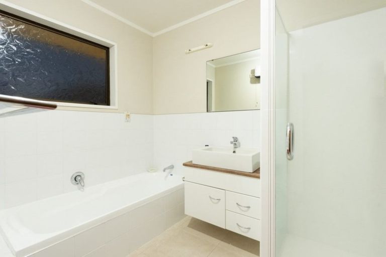 Photo of property in 25 Te Ngaio Road, Mount Maunganui, 3116