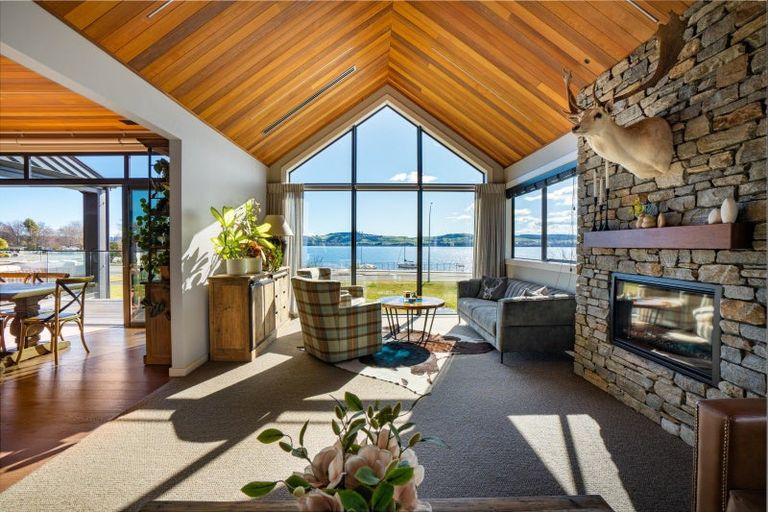 Photo of property in 336 Lake Terrace, Two Mile Bay, Taupo, 3330