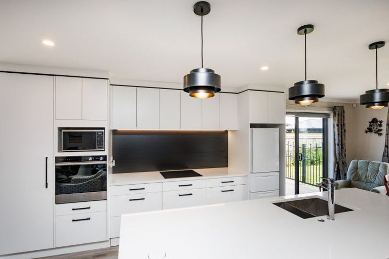 Photo of property in 33 Accolade Street, Feilding, 4702