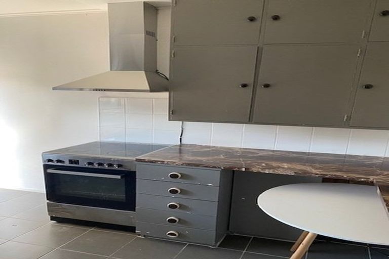 Photo of property in 423 Pakuranga Road, Pakuranga Heights, Auckland, 2010