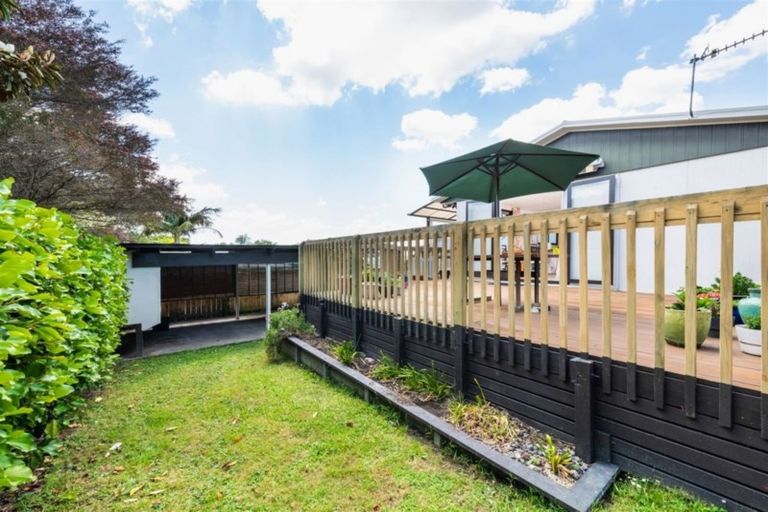 Photo of property in 88 Roberts Road, Te Atatu South, Auckland, 0610