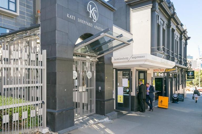 Photo of property in Kate Sheppard Apartments, 4k/42 Molesworth Street, Thorndon, Wellington, 6011