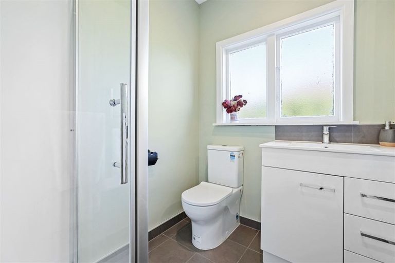 Photo of property in 6 Charlesworth Street, Woolston, Christchurch, 8023