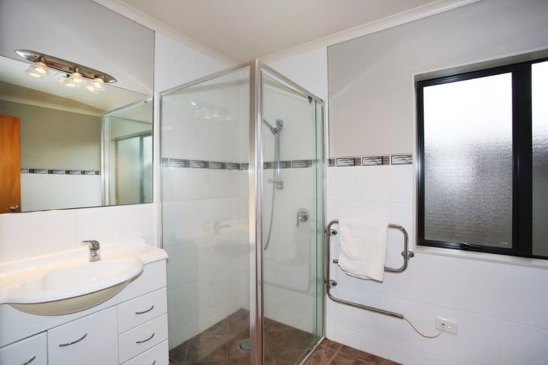 Photo of property in 55 John Street, Pukekohe, 2120