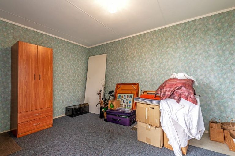 Photo of property in 4 Ngahina Street, Marton, 4710